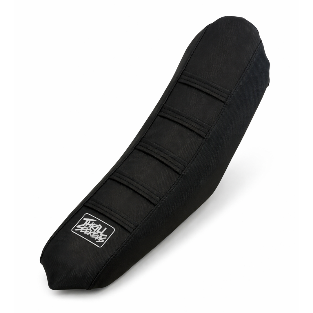 Tuttio Soleil 01 Thrill Seekers seat cover in black with white logo
